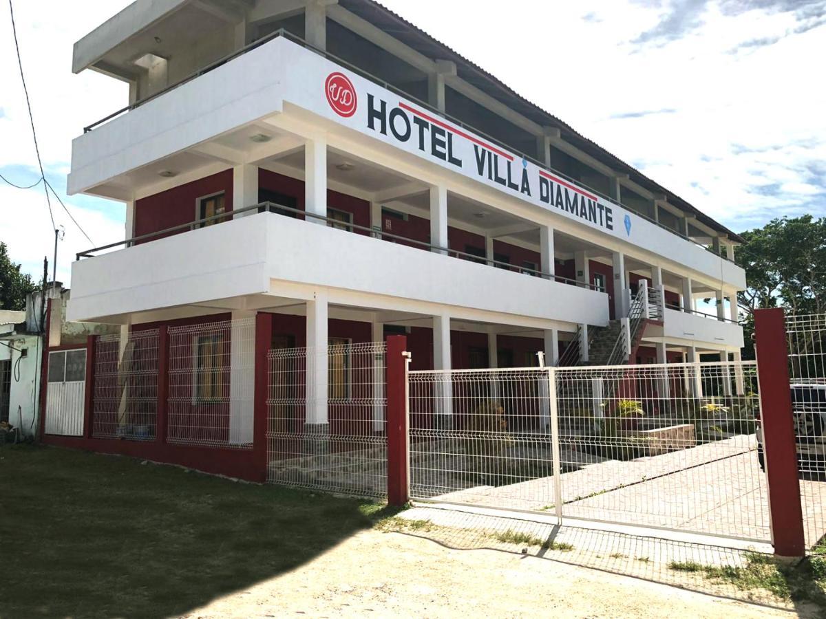 Hotel Villa Diamante Xpujil Exteriör bild
